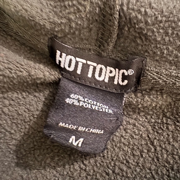 Hot Topic Green Crewneck with Skeleton Butterfly Graphic - Picture 7 of 7